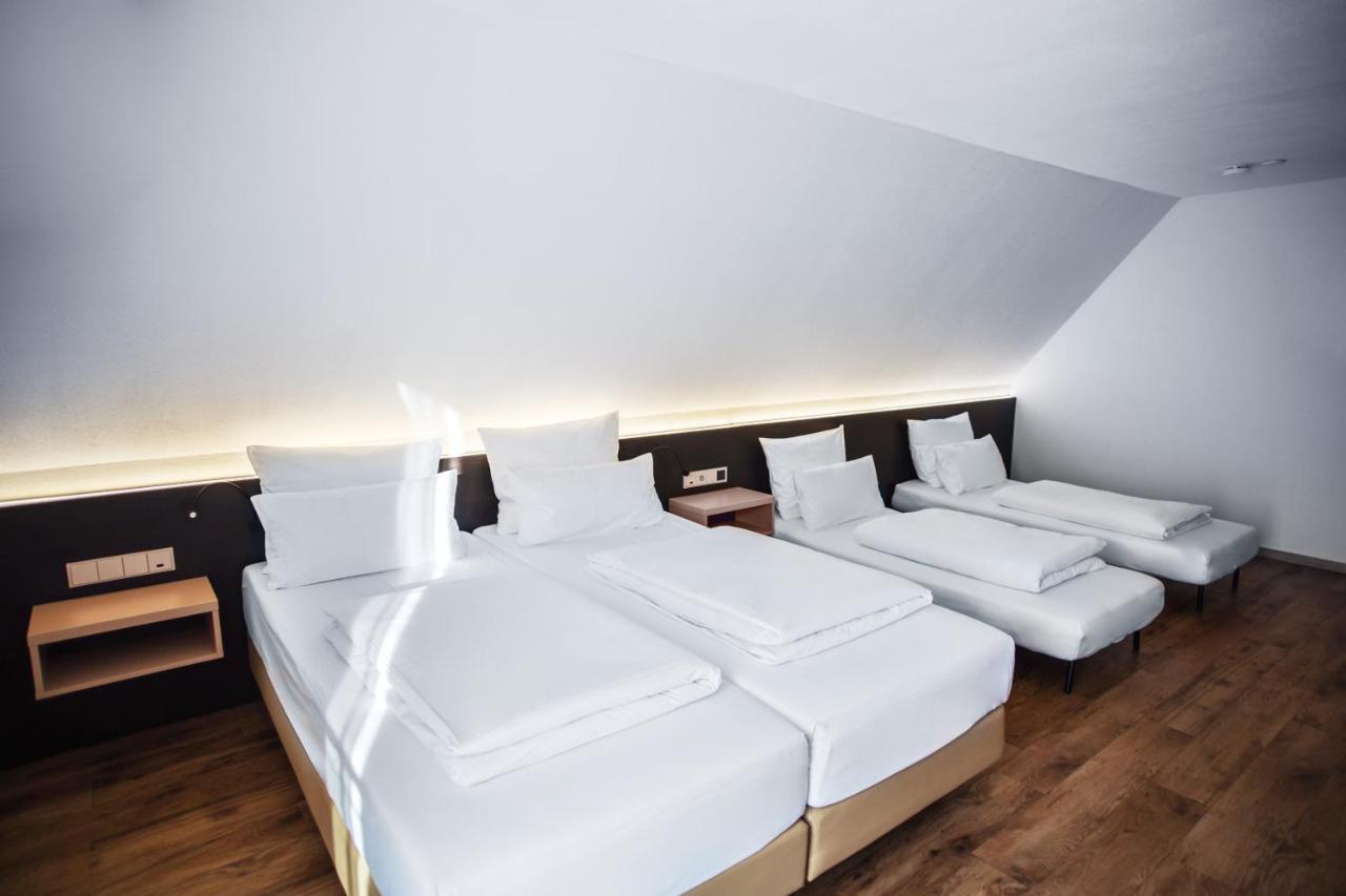 Hotel U7 Metzingen  Kültér fotó