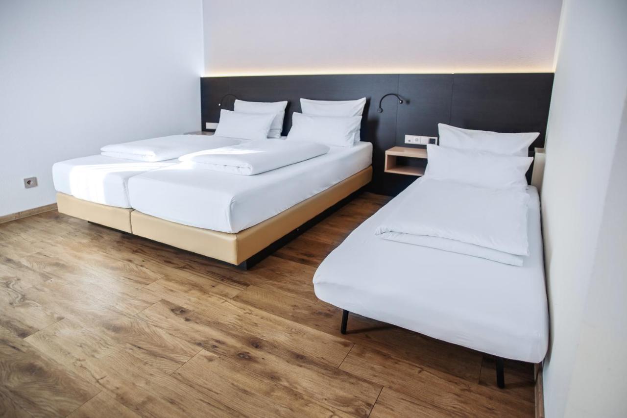 Hotel U7 Metzingen  Kültér fotó
