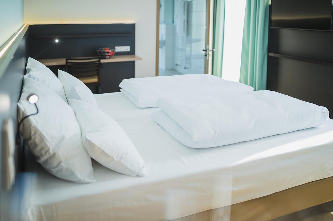 Hotel U7 Metzingen  Kültér fotó